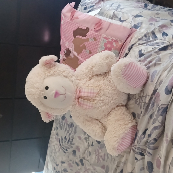 - Kidds stuffed  animals - Picture 1 of 4